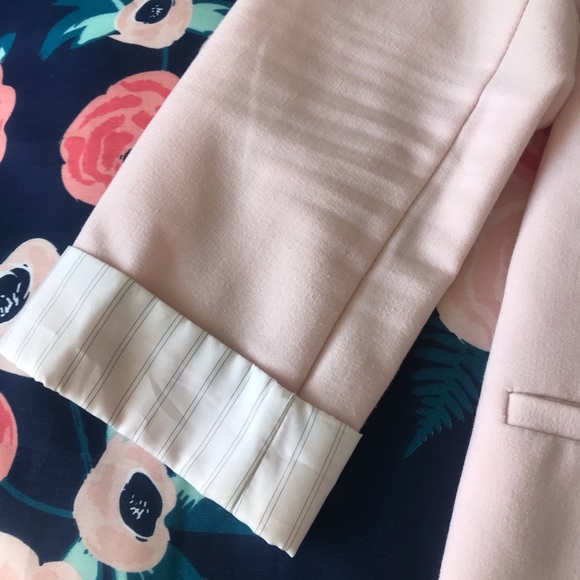 Powder Pink Blazer - Picture 2 of 3